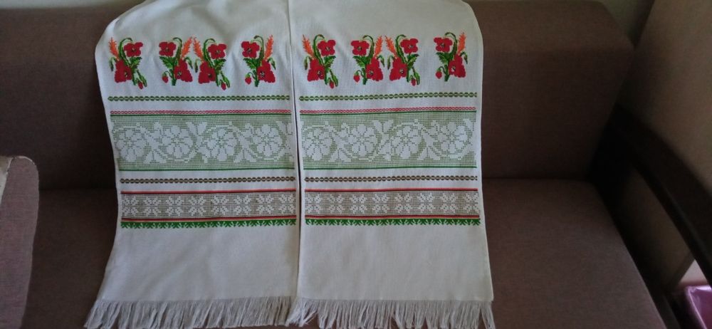 Продам вишитий рушник