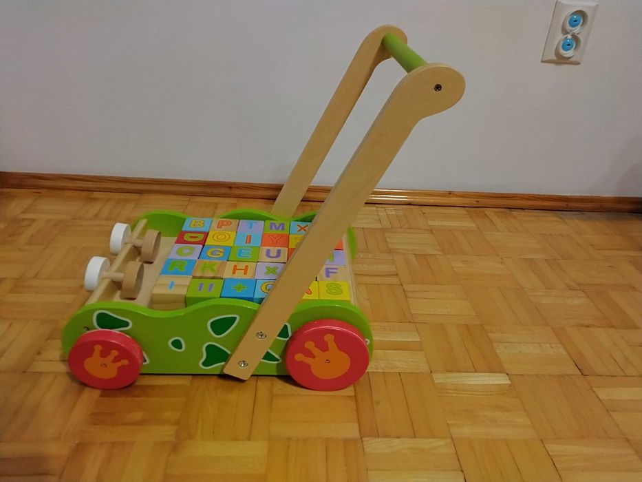 Zabawka Edukacyjna Wózek Pchacz z Drewnianymi Klockami 30 SZT Klocków