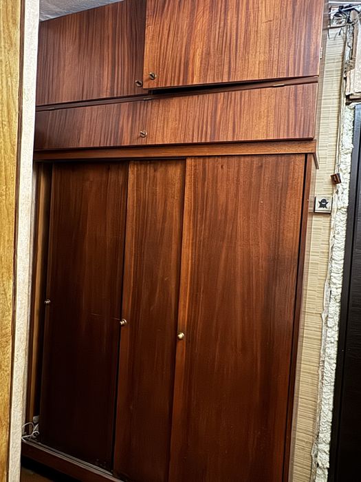 Шкаф,тумба, прихажая, диван