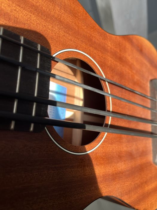 Kala uBass, ukulele basowe