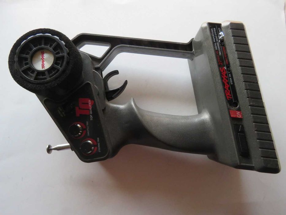 Troco:Hidrodeslizador electrico;motor Graupner 6308 Speed500 8,4v;variador Slim 20Be, 20A;radio Traxxas 2ch AM;camara Rollei 5mpixeis; er anuncio