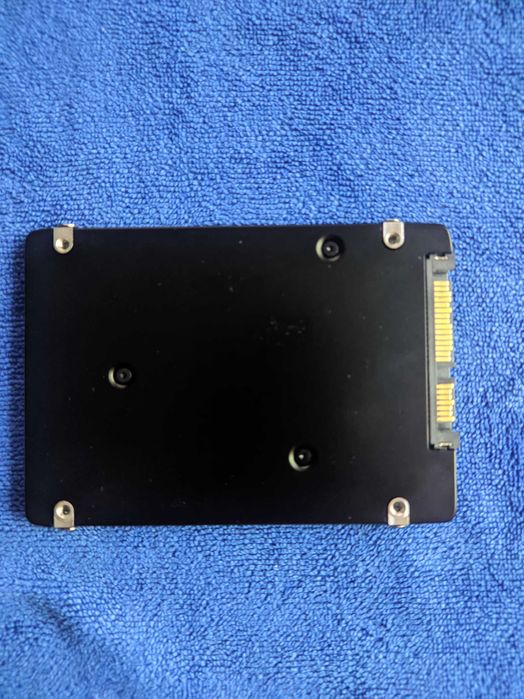 SSD Samsung PM883 960 ГБ MZ7LH960HAJR-00005 - Enterprise диск підвищеної надійності (серверна модель)
