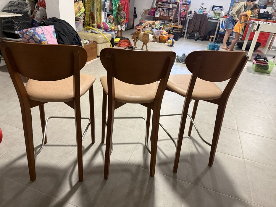 Cadeiras altas de cozinha
