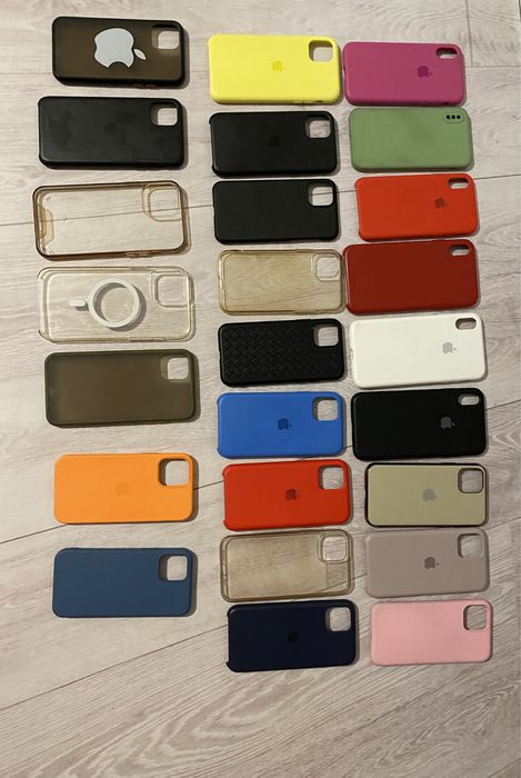 Чехол на iphone в гарному стані