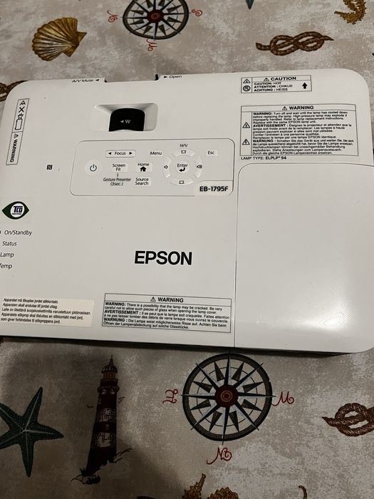 Projetor EPSON 1795F com comando