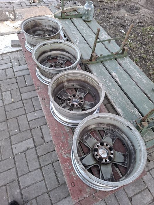 Продам литые диски мерседес
