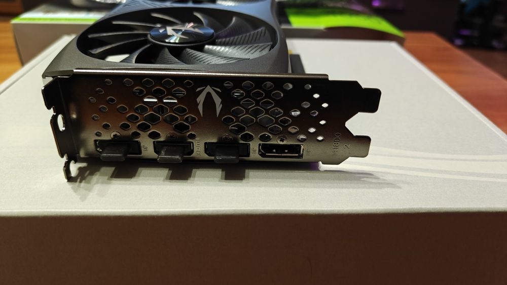 Відеокарта GeForce RTX 4060 8Gb Zotac