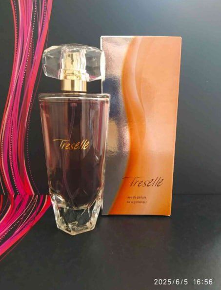 Жіноча парфумерна вода Avon Treselle, 50 мл