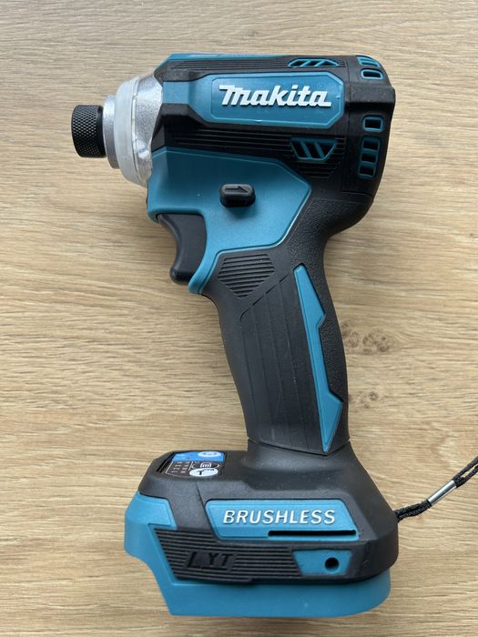 Zakrętarka udarowa DTD171