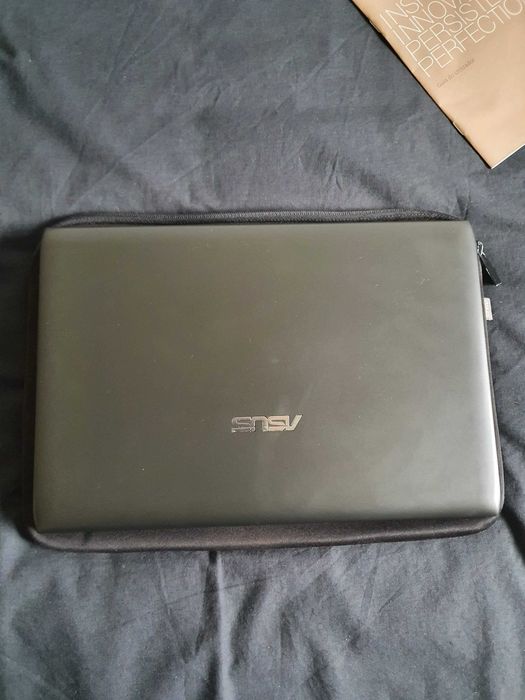 Portátil Asus Eee PC 1225B443512131505377284