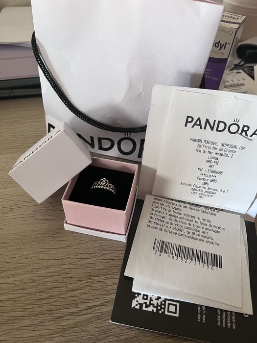 Anel Pandora Princess Tiara
