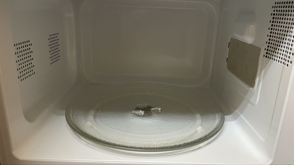 Microondas 20L 700w