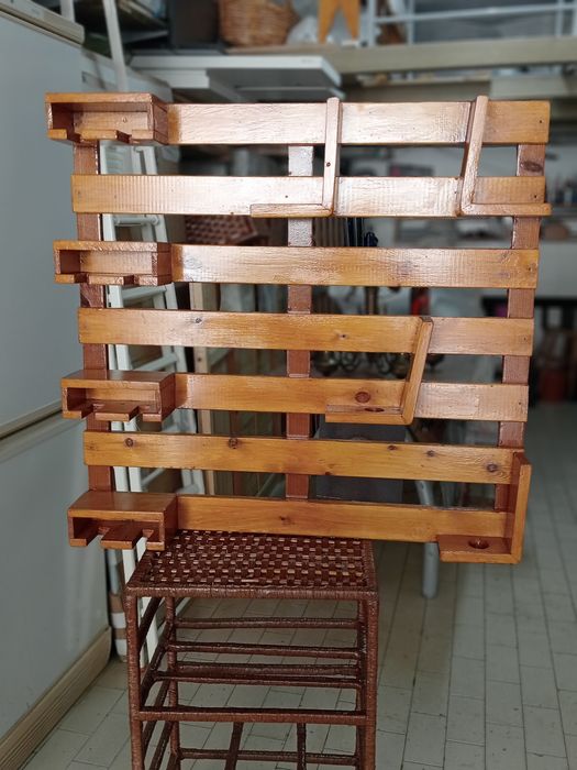 Garrafeira em Madeira Novo