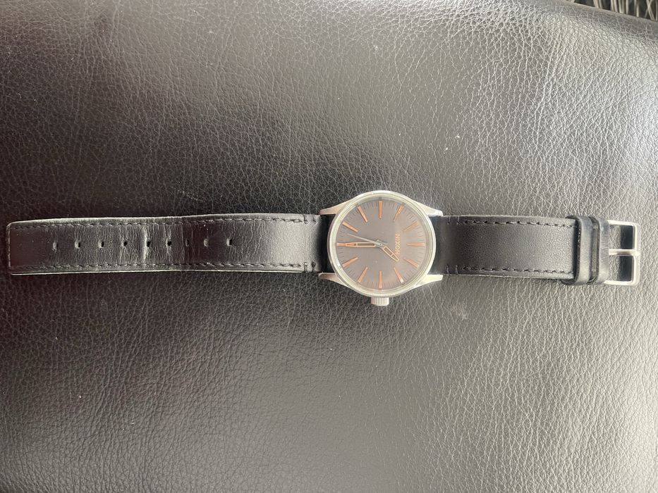 Relógio Nixon the sentry 36 rose gold