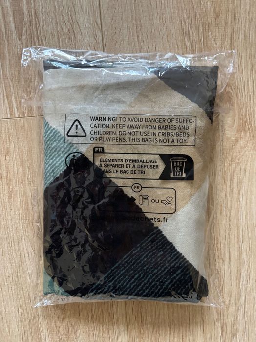 Piękny duży szal damski na wiosnę nowy