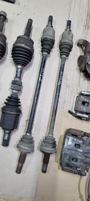 Полуось Nissan X-Trail T30 левая правая передняя задняя привод піввісь