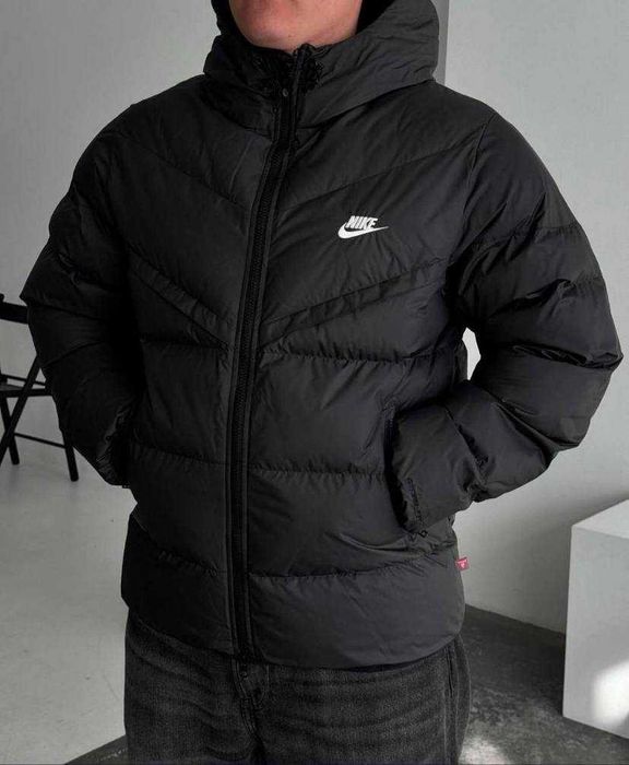 Чоловічий пуховик Nike Storm-FIT Windrunner