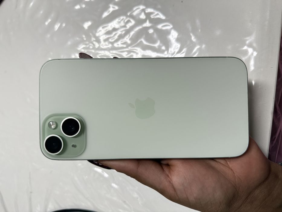 Iphone 15 PLUS como novo