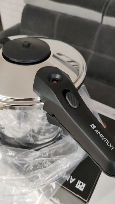 Nowy szybkowar Ambition pojemność 6l.