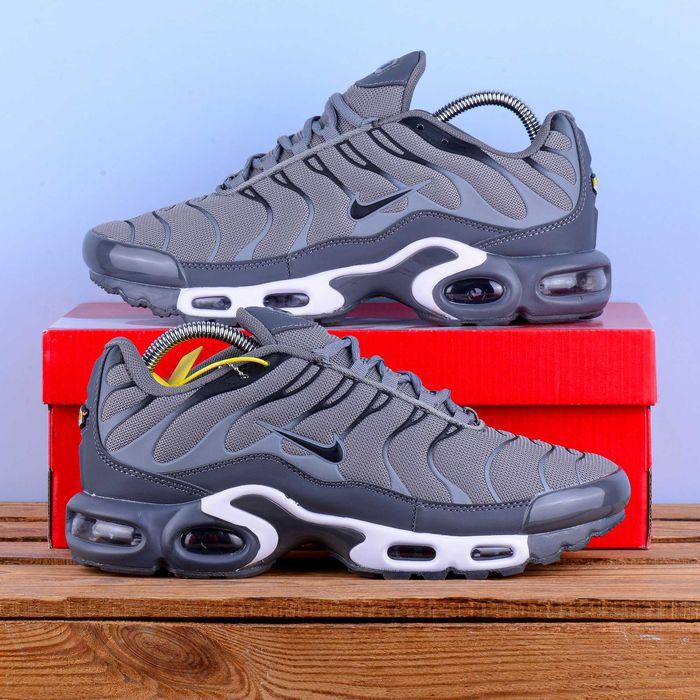 (2362) Акція! Кросівки Nike Air Max TN Plus сірі (41-46) найк найки В'єтнам
