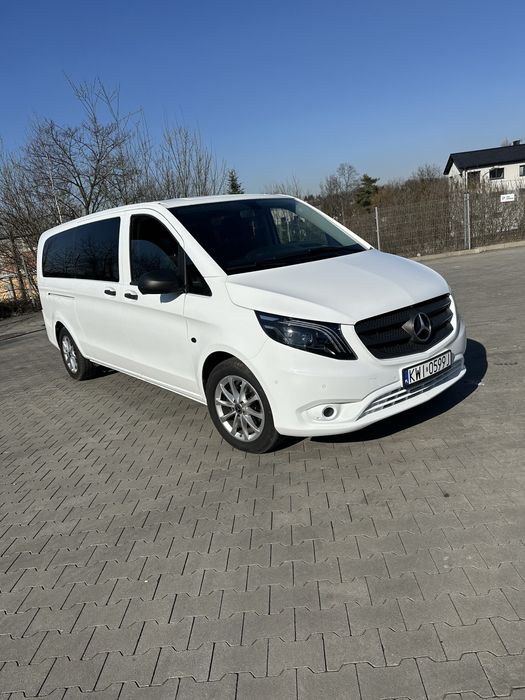 Wynajem busa 8-9 osobowy