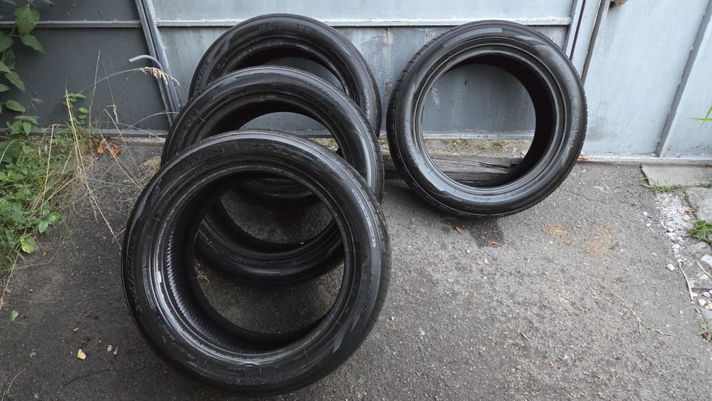 Продам летнюю резину 245/55 R19