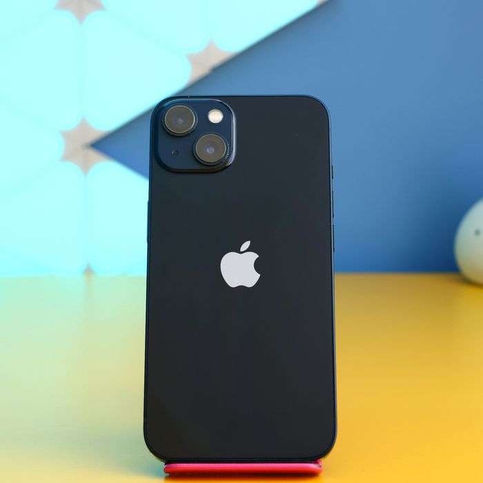 Смартфон Apple iPhone 13 128GB Midnight (178296) Б/У З ГАРАНТІЄЮ