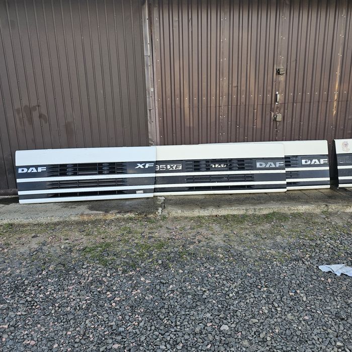 Капот Daf Xf 95XF решітка радіатора ДАФ іксф 95 105 решотка иксф хф