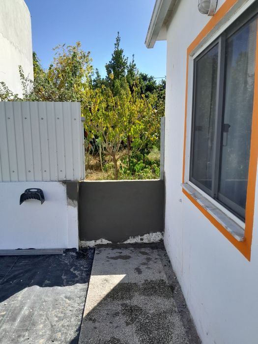 Canalizador, pedreiro, pintor,jardins, piscinas,relva sintética e natural, decks ,remodelação