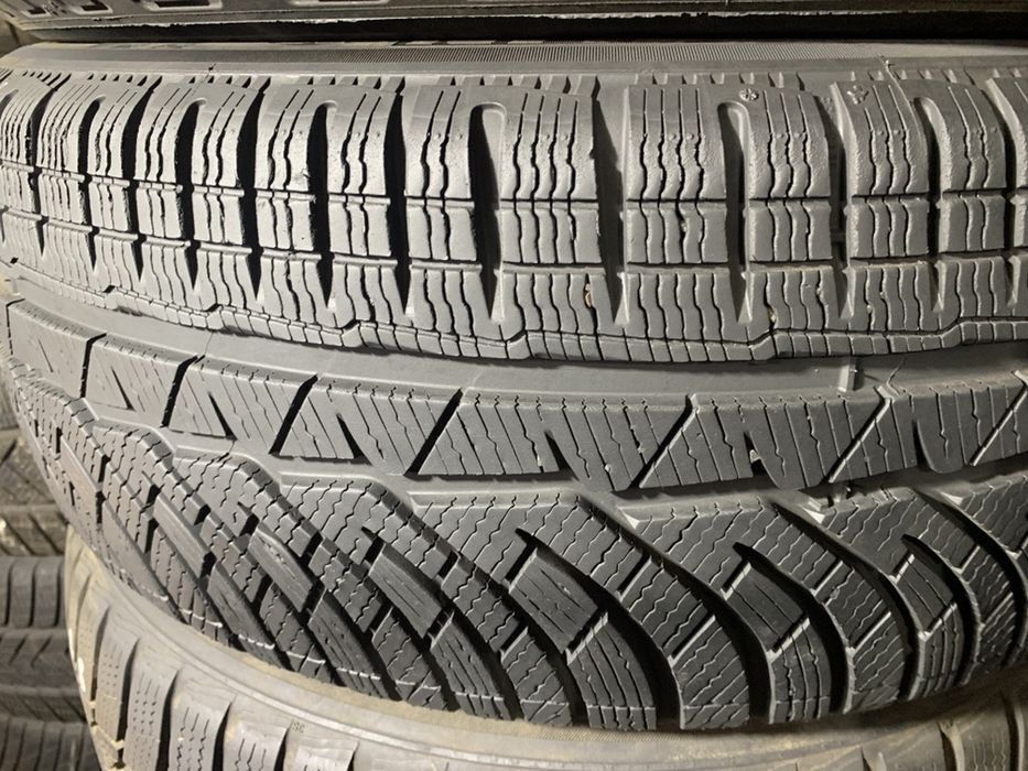 Шини б/у зима 245/45-R18 Michelin PA4