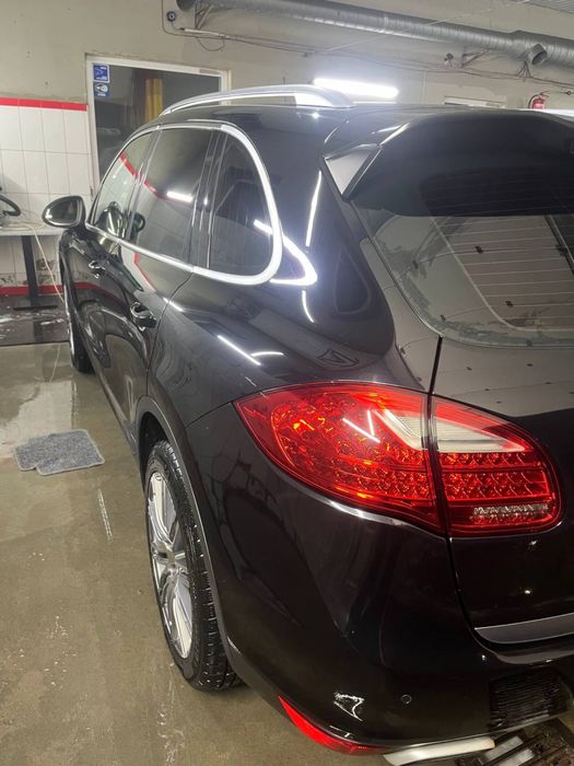 Продам Porsche Cayenne