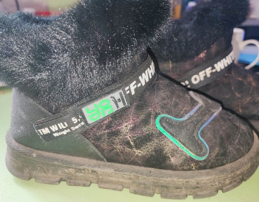 Зимові уггі, чоботи р.32