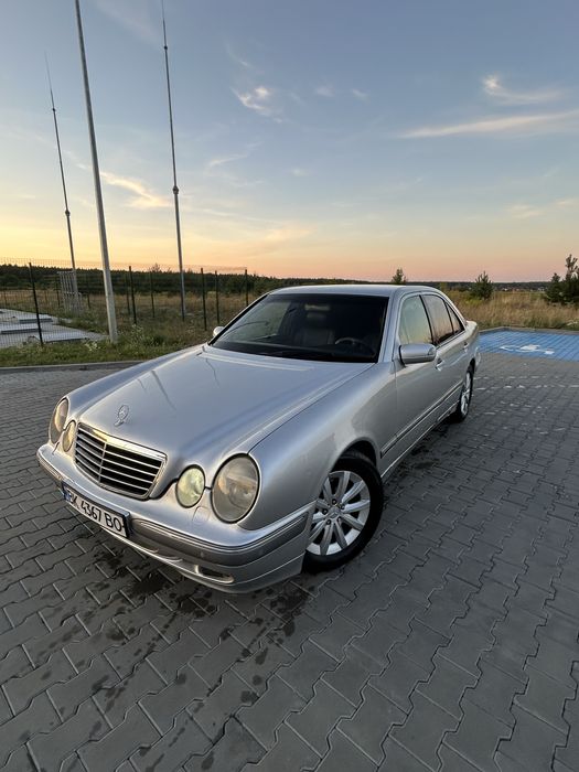 Продам авто мерседес 210