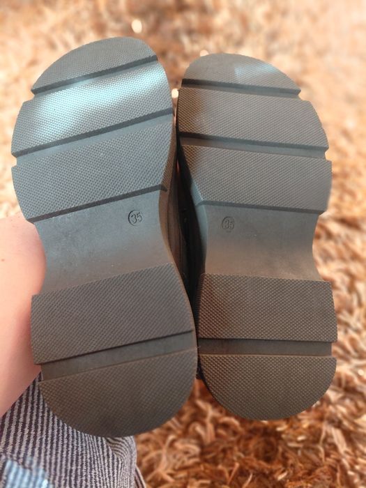 Зимові ботинки на дівчинку 35 розмір, довжина устілки 23