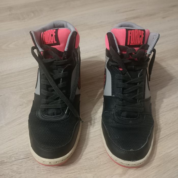 Adidasy damskie Nike fotce sky high rozm. 37,5