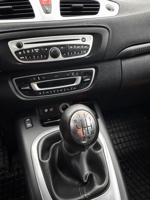 Renault Grand Scenic 2010