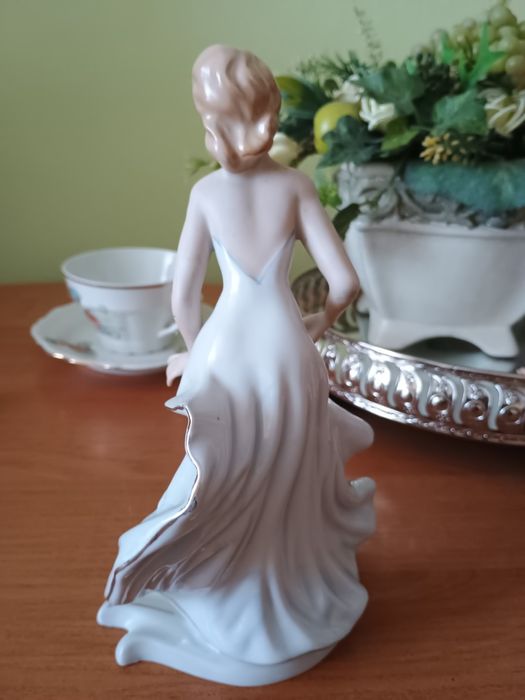 Figurka porcelanowa kolekcjonerska