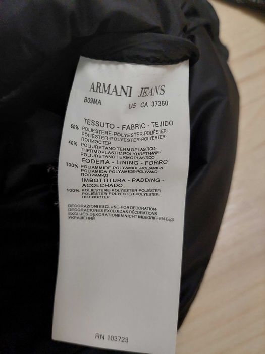 Куртка Armani xs