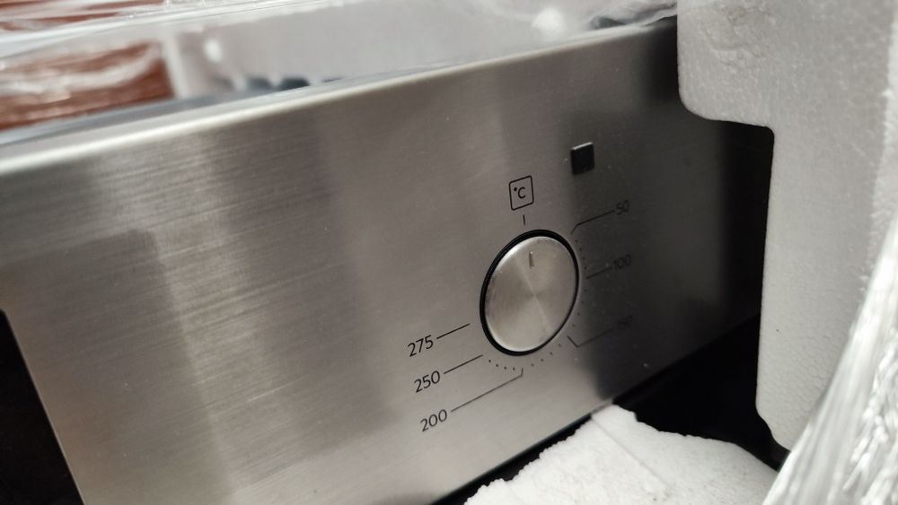 NOVO - FORNO AEG Multifunções 72 L