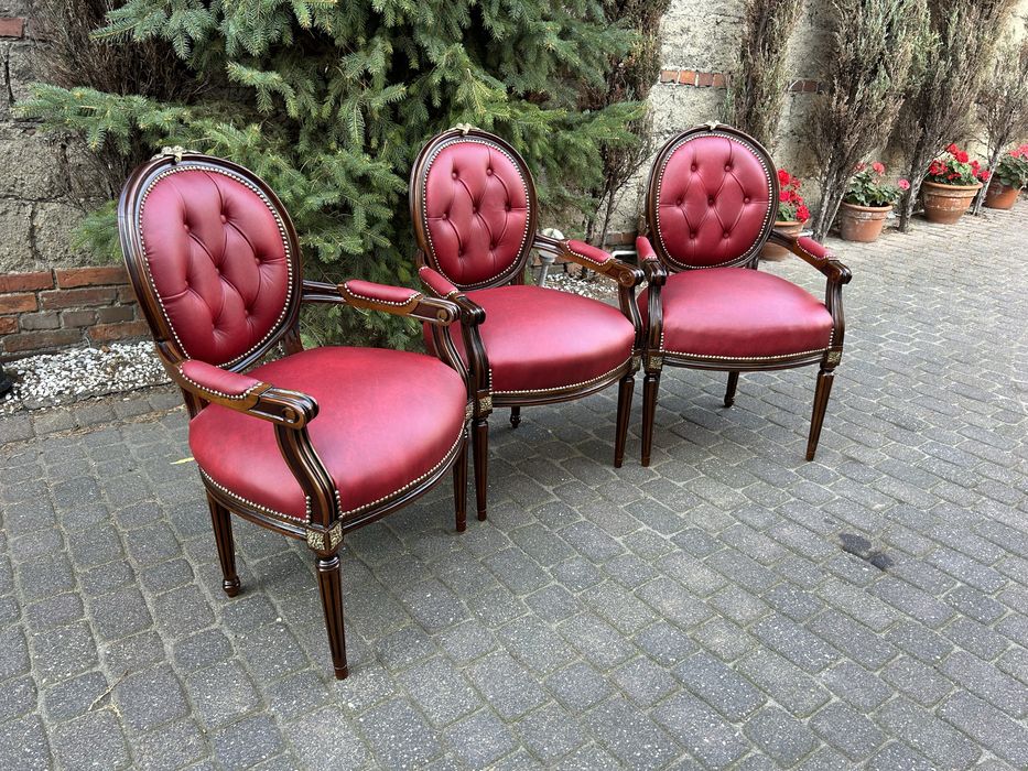 Ludwikowskie Fotele Skórzane Krzesła Medaliony Ludwik Po Renowacji