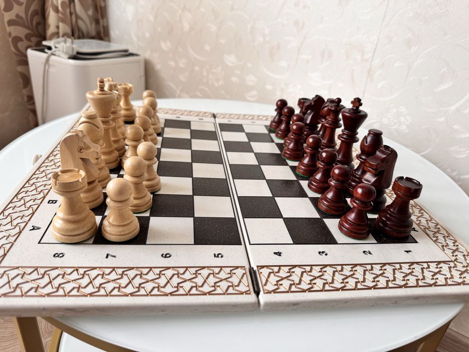 Шахи ручної роботи