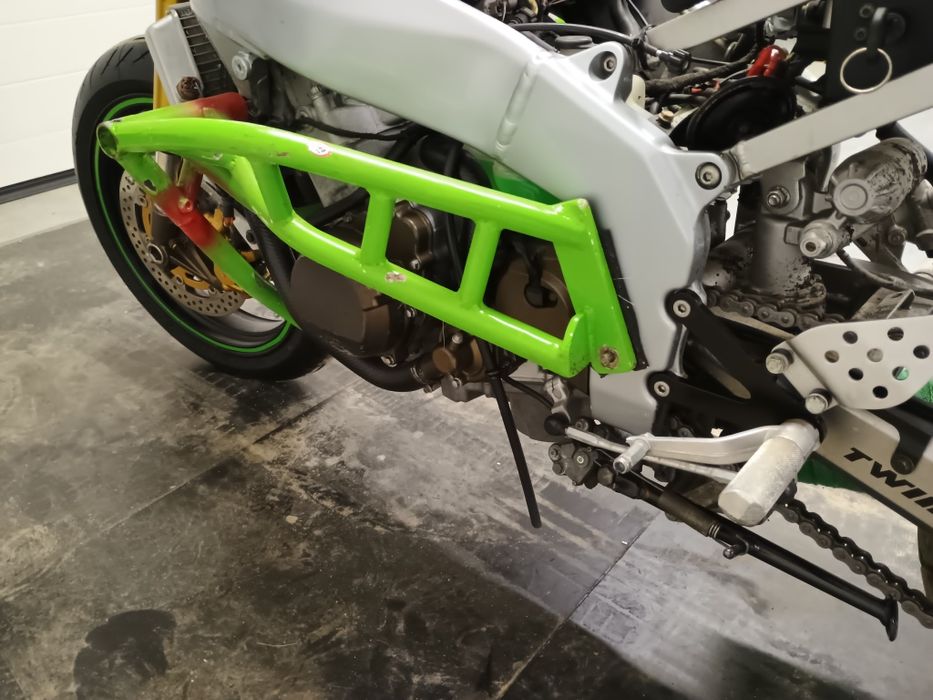 Solidna klatka stunt Kawasaki ZX-6R 636 Ninja 2003-04r