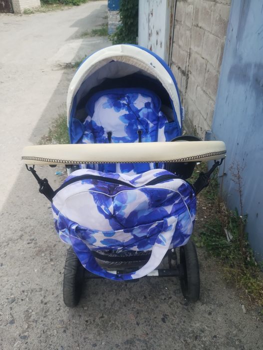Продам коляску 2в1