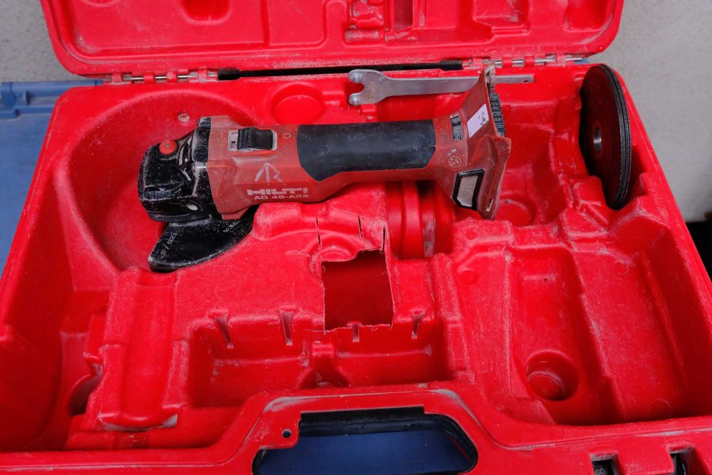Akumulatorowa szlifierka kątowa HILTI AG 4S-A22