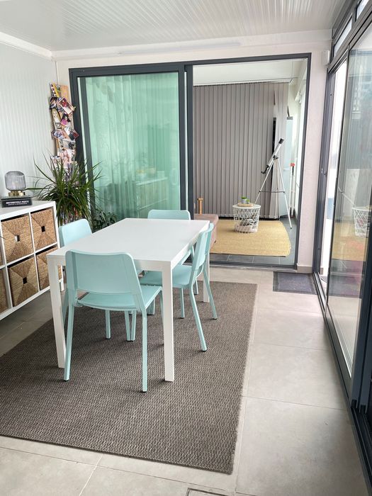 Conjunto mesa extensivel + 4 cadeiras