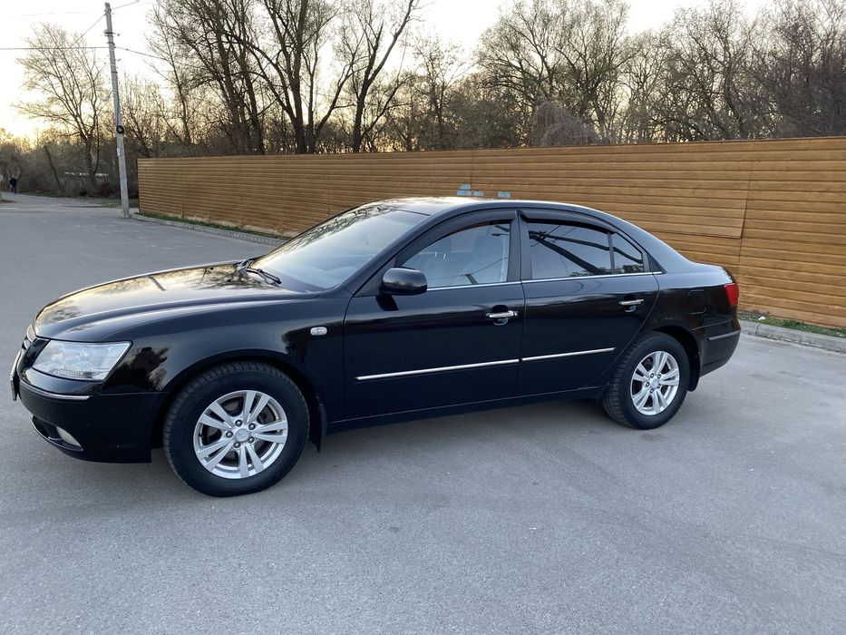 Hyundai Sonata 2010