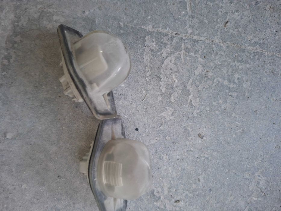 Luz de matricula da mala traseira original usado 2009