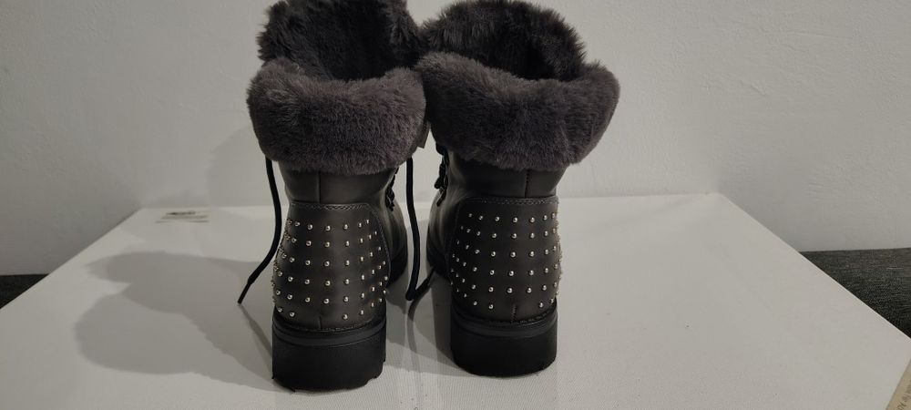 Жіночі ботинки зима