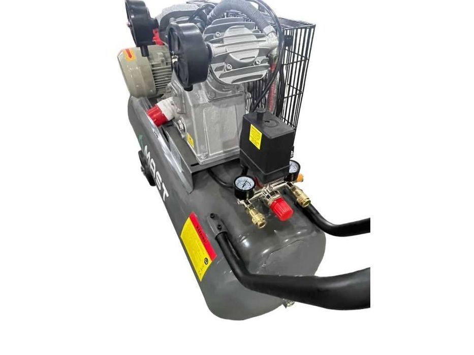 Компресори для СТО та майстерень MAST VA65/100L 400В