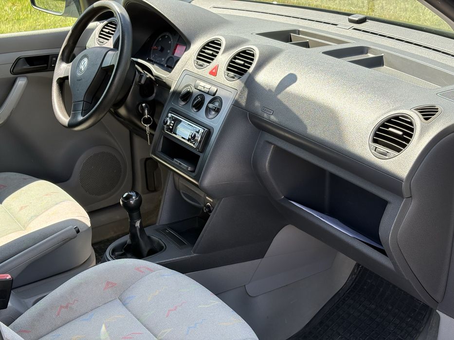 VW Caddy 1.9 105 km klimatyzacja